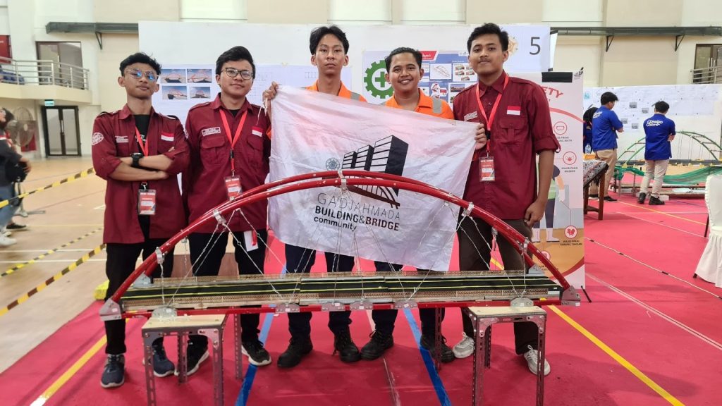 Mahasiswa DTS Raih Juara 3 Sustainable Bridge Competition 2023-2
